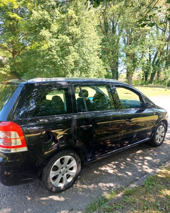 Opel Zafira cena 21000 przebieg: 141000, rok produkcji 2009 z Lubań małe 22